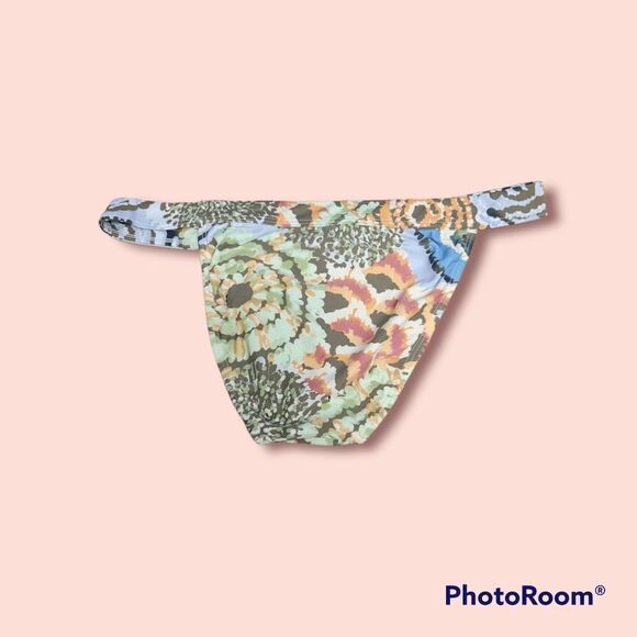 4/$16- Lycra Bikini Bottom - Picture 2 of 2